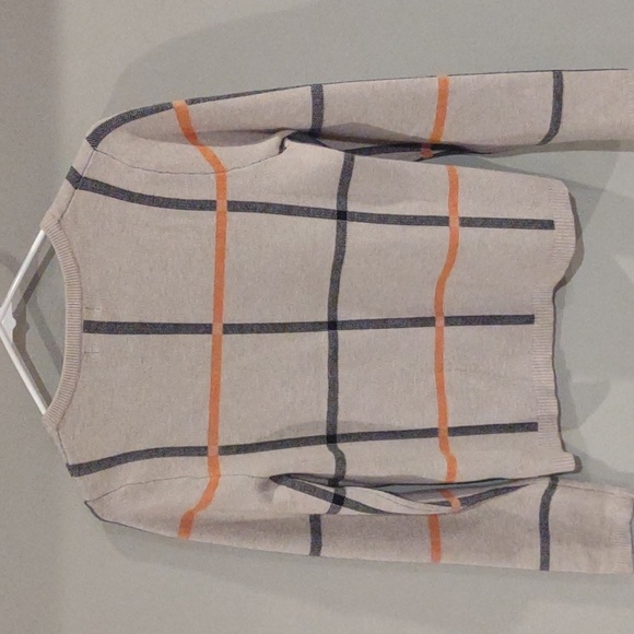 Adrienne Vittadini women's medium tan large‎ check soft crewneck sweater - Picture 4 of 6